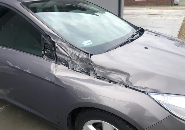 Ford Focus cena 14900 przebieg: 188153, rok produkcji 2015 z Kutno małe 326